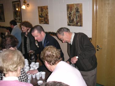 Light refreshments served at the draw Light refreshments served at the draw